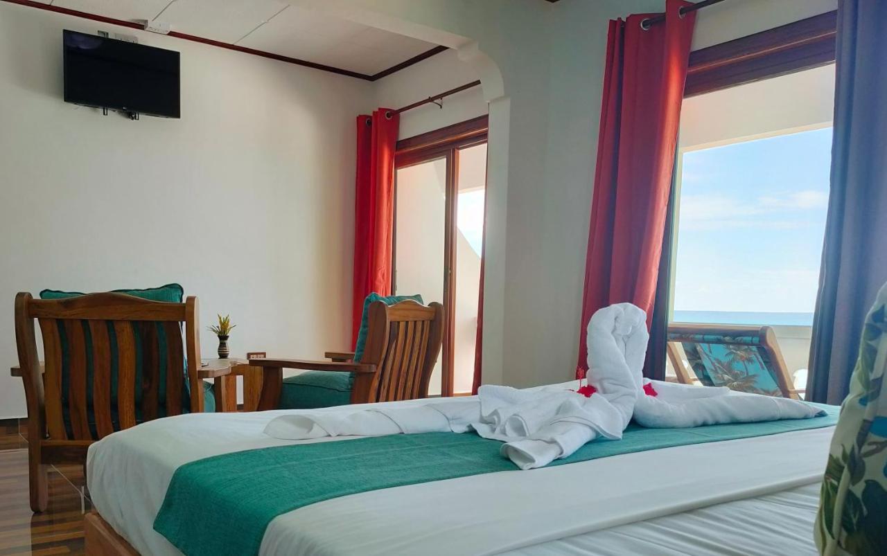 Mt Seaside Apartment La Digue Bagian luar foto